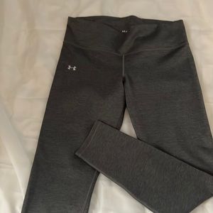 Under Armor workout leggings. NEVER WORN